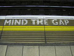 mind the gap - expression anglaise